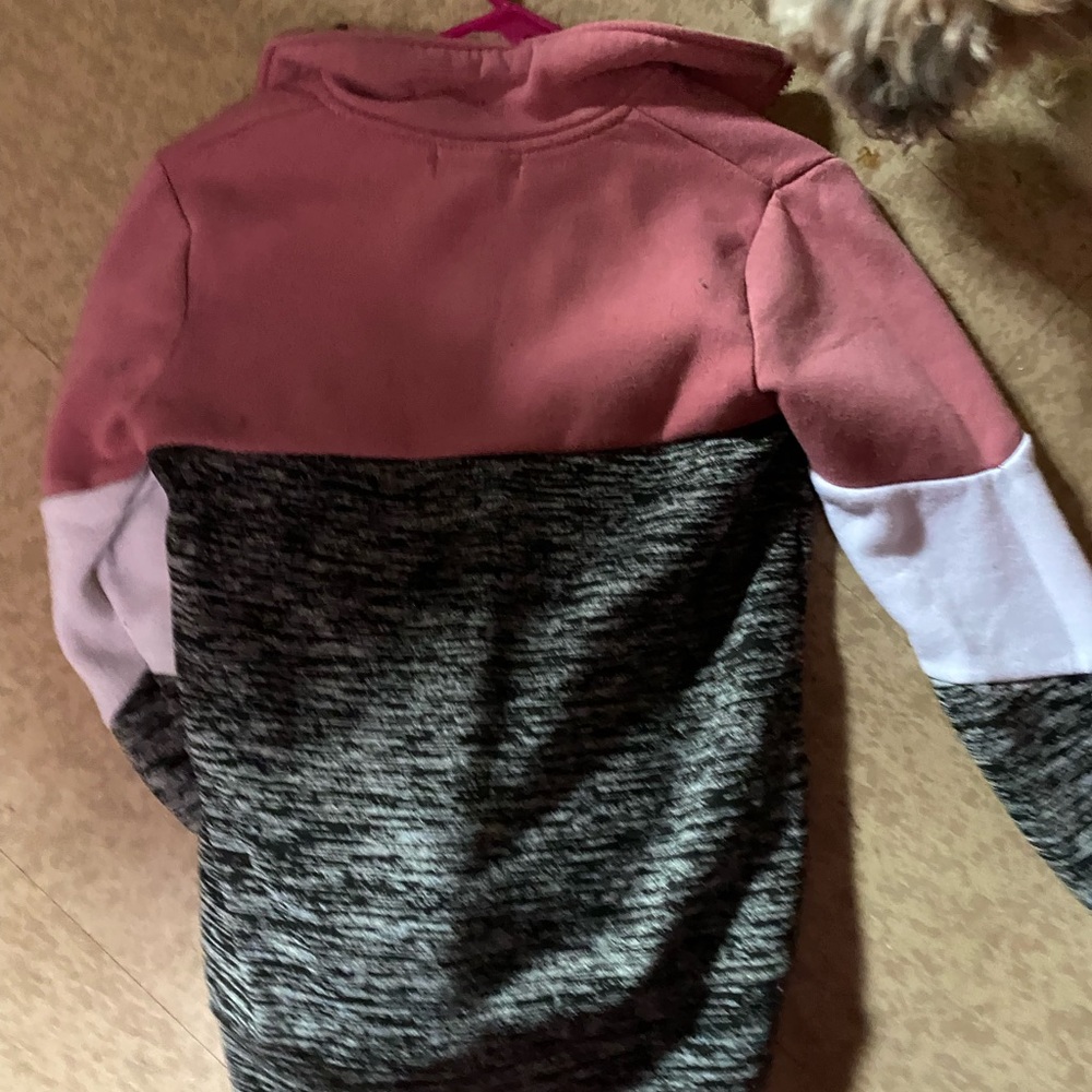 Sweater - Picture 2 of 3
